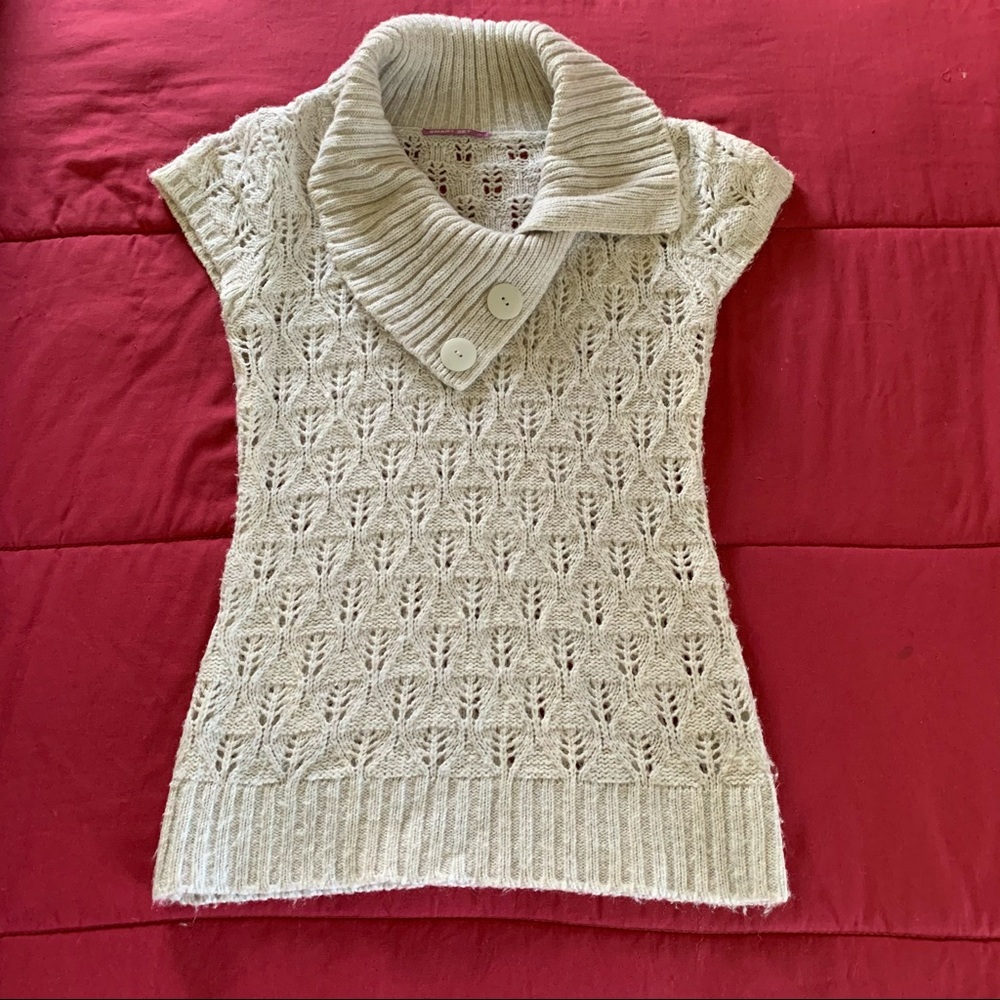 Smart Set Sweater Vest